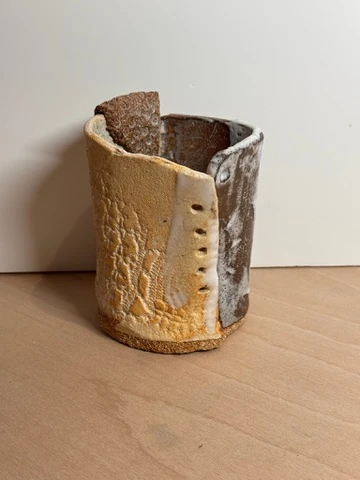 Small decorative pot